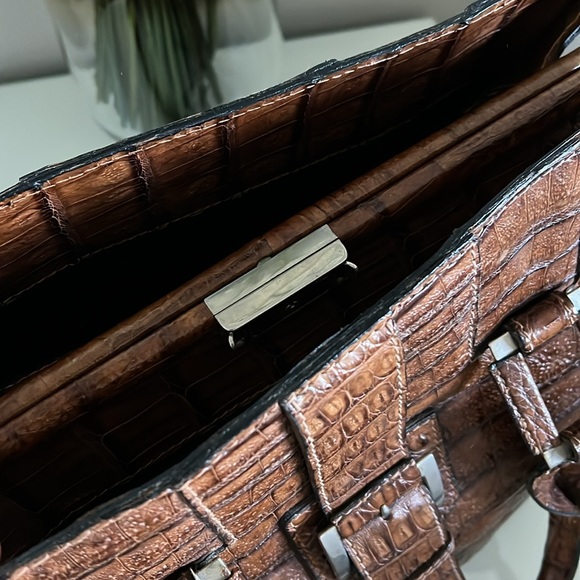 Genuine crocodile 🐊 purse - Picture 8 of 17